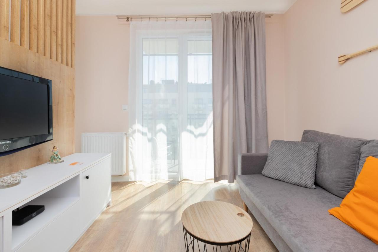 Osiedle Latarnikow Apartment With Parking Gdansk By Noclegi Renters ภายนอก รูปภาพ
