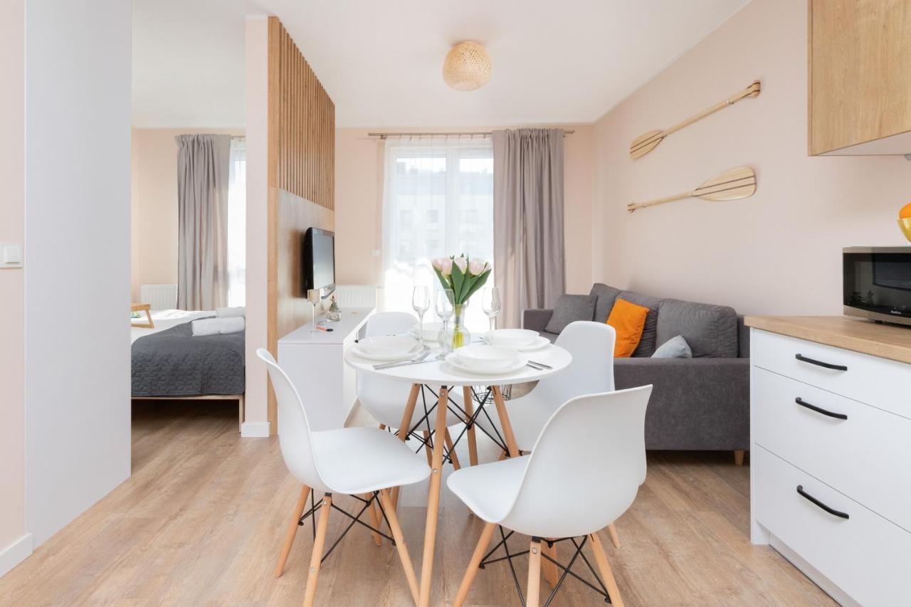 Osiedle Latarnikow Apartment With Parking Gdansk By Noclegi Renters ภายนอก รูปภาพ