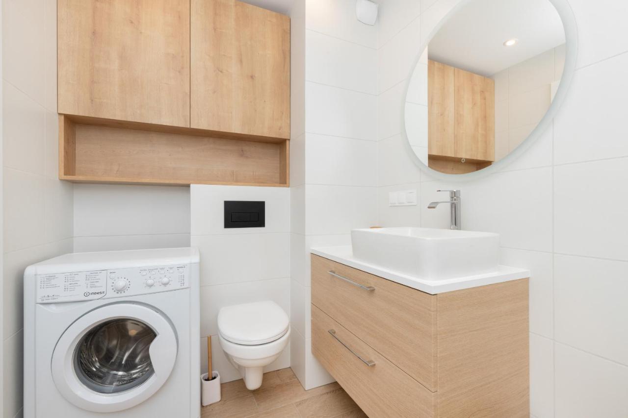 Osiedle Latarnikow Apartment With Parking Gdansk By Noclegi Renters ภายนอก รูปภาพ