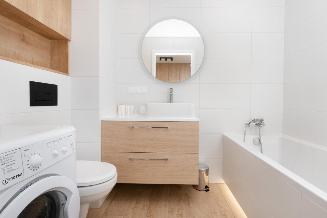 Osiedle Latarnikow Apartment With Parking Gdansk By Noclegi Renters ภายนอก รูปภาพ